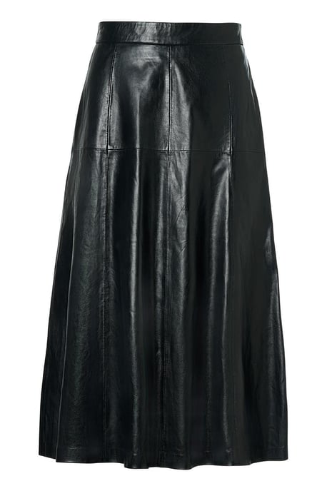 Delilah Lederrock Schwarz - Image 2