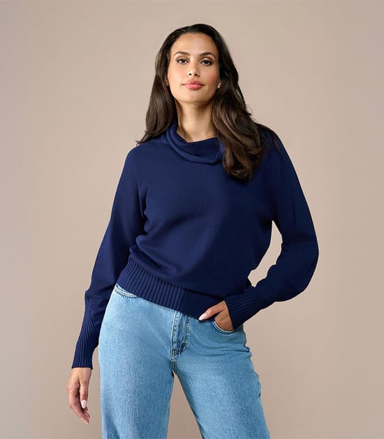 Cherbroug Pullover Marineblau - Image 6