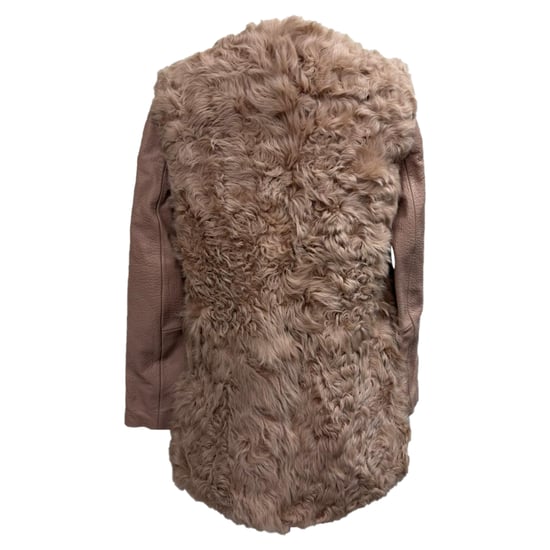 Maje Mantel aus strukturiertem Shearling in Rosa Lammleder - Image 3