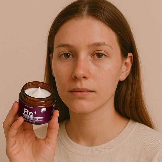 Straffende Nachtfeuchtigkeitscreme mit 1% Hyaluronsäure & straffenden Retinol-Aktivstoffen 60ml - Image 4
