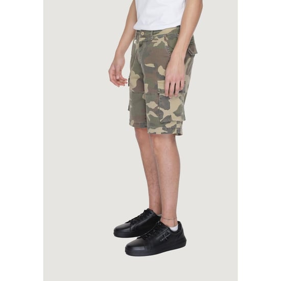 Camo Cargo Shorts Modell Stil - Image 3