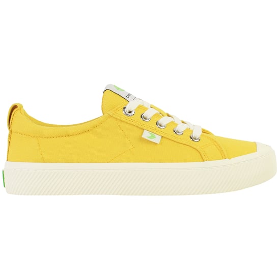 Cariuma OCA Unisex Gelbe Plimsols - Image 1