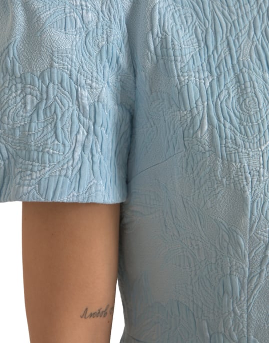 Mini-Kleid mit geprägtem Blumenmuster und Puffärmeln - Image 5