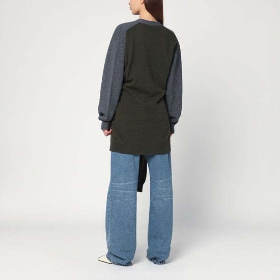 Grau/dunkelgrüner Cardigan mit gekreuzten Ärmeln - Image 2