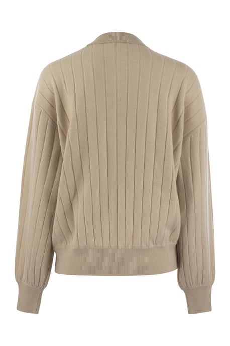 Cashmere V-Ausschnitt Pullover mit Halskette - Image 2