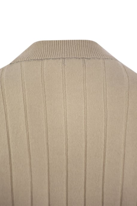 Cashmere V-Ausschnitt Pullover mit Halskette - Image 4
