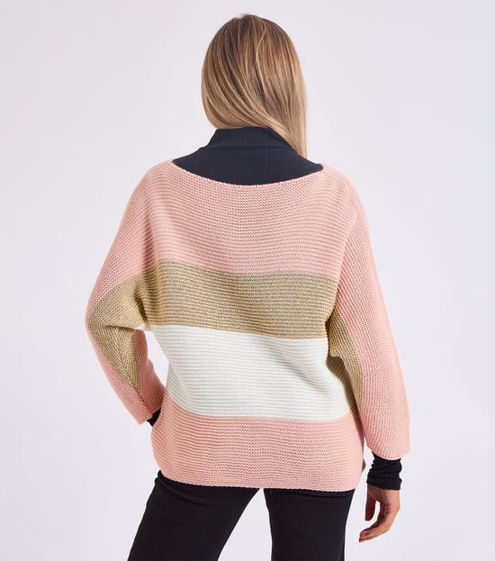 Gestreifter Strickpullover mit Schlitzausschnitt in Übergröße - Image 4