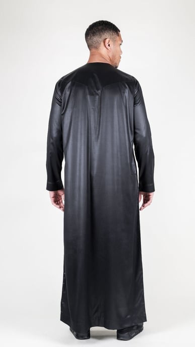 Schwarzes Thobe-Gewand für Herren aus Satin, emiratische islamische Jubba Eid, schmale Passform - Image 2