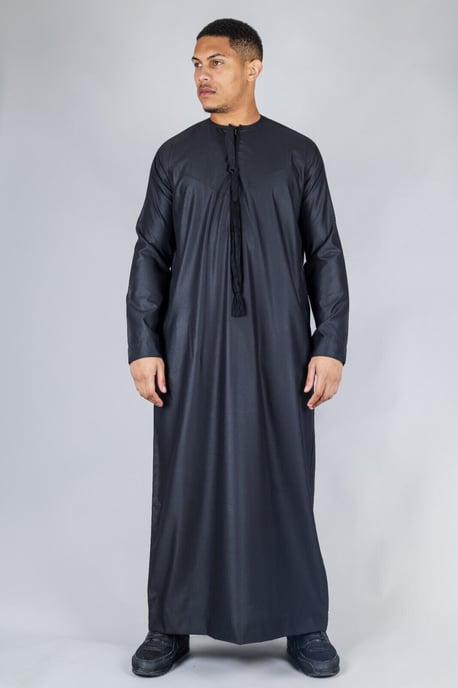 Schwarzer Herren-Thobe, emiratisch-islamischer Jubba-Gewand, Eid-Gewand mit Quasten, normale Passform - Image 5