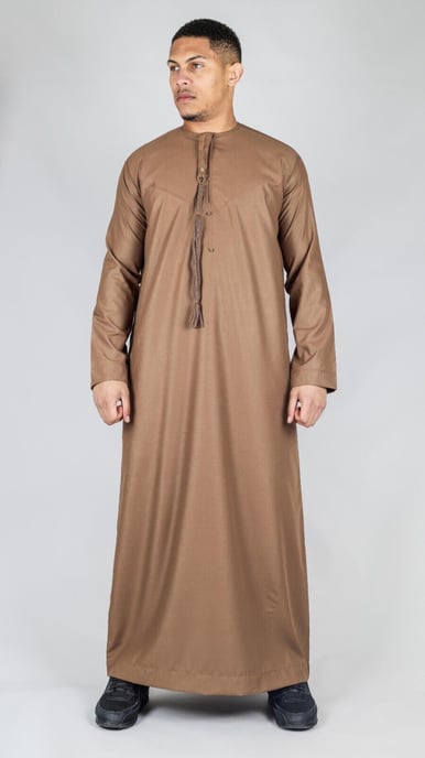 Braune Thobe Emirati islamische Jubba Robe Eid Quaste Slim Fit - Image 2