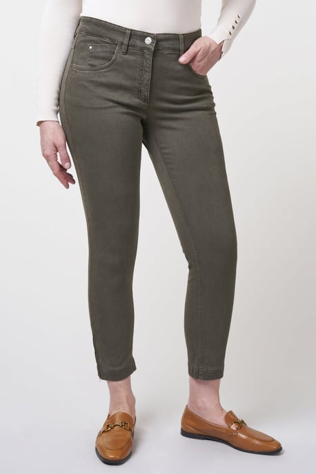 Twigie Bunt Geformte Gerade Jeans Shorts | Olivgrün - Image 1