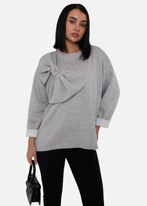 Graues Pullover-Top mit kontrastierender Schleife in Übergröße - Image 3