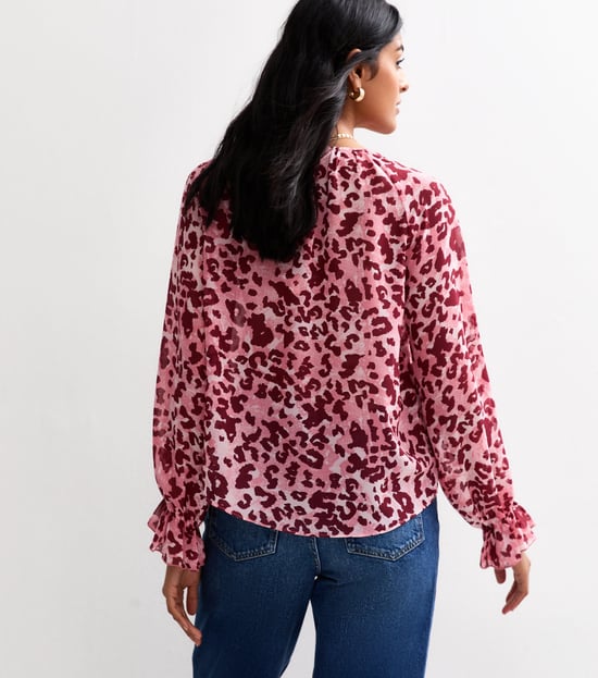 Rosa Chiffon-Bluse mit Tiermuster und Rüschen - Image 4
