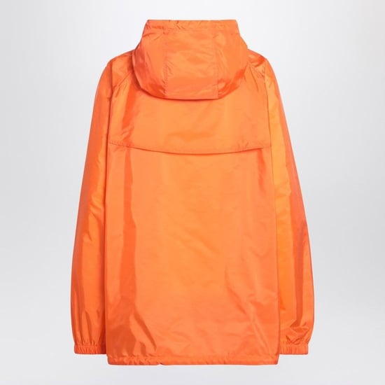 Orangener Regenmantel aus leichtem Re-nylon - Image 2