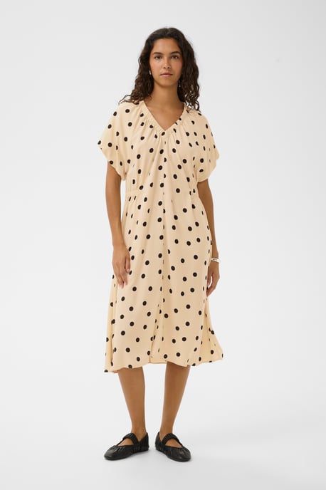 Kleid SLArjana Kleid Feminine Form - Image 1