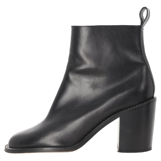 Givenchy Kette-Link Akzent Stiefeletten aus schwarzem Leder - Image 2