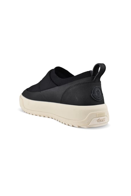 Moncler Slip On Altive Sneakers Schwarz - Image 3
