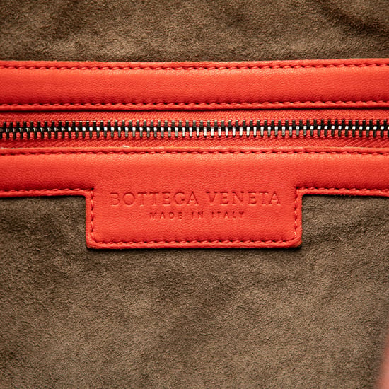 Gebrauchte Medium Nappa Intrecciato Veneta Hobo - Image 4