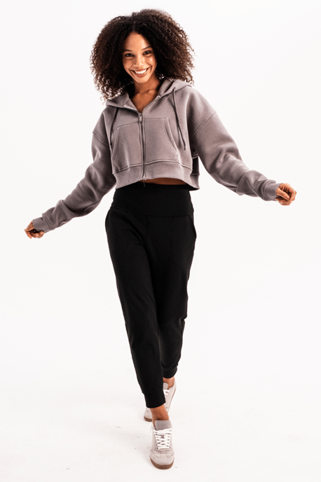 JUSTEVER Crop-Hoodie mit Reißverschluss, Kängurutasche und erhöhtem Bund, graues Damen-Sweatshirt - Lumen - Image 3