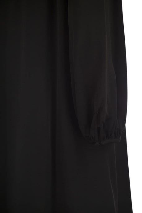 Cabina1234 - Minikleid aus glänzendem Satinstoff mit Wendefunktion - Image 4
