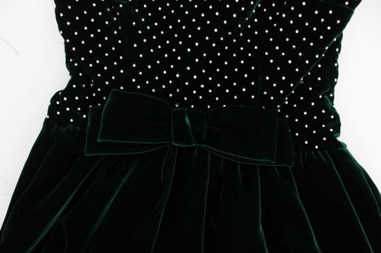 Samt-Langes Kleid mit verziertem Ausschnitt - Image 6