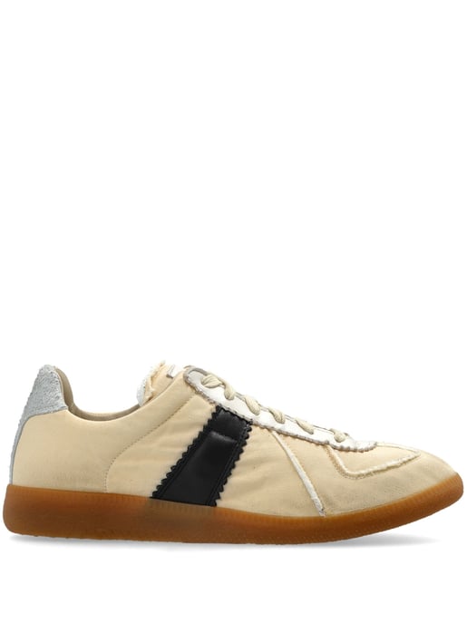 Replica - Image 2