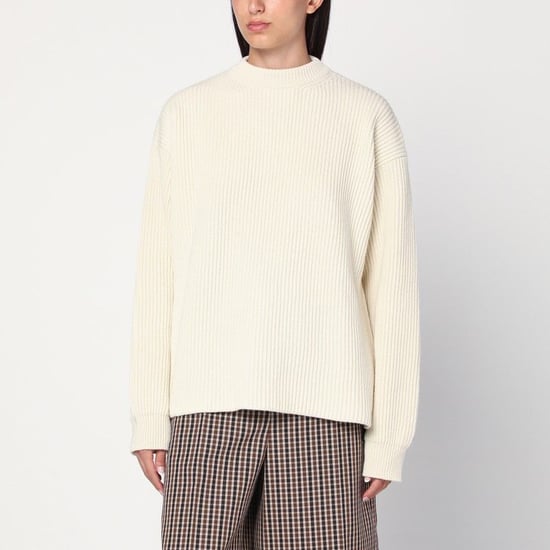 Weißer gerippter Rundhals-Pullover - Image 1