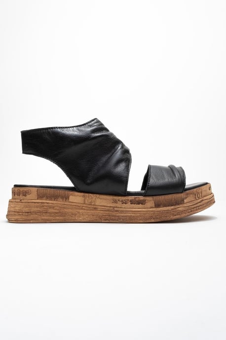 Lunas Leder Side-Zip Flach Absatz Sandale - Image 6