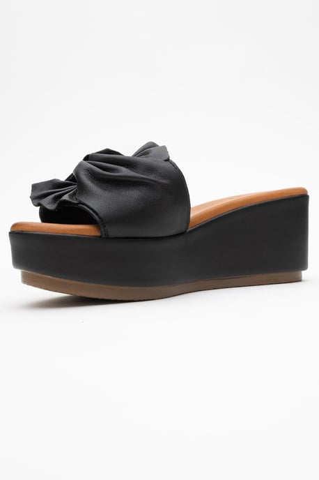 Syndra Bow Keilabsatz Leder Sandale - Image 5