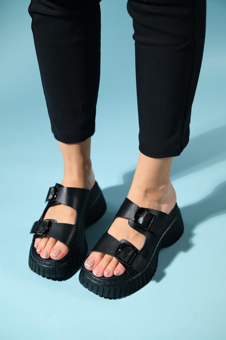 Joanes Leder Two-Strap Plateau Sandale (Women) - Image 4