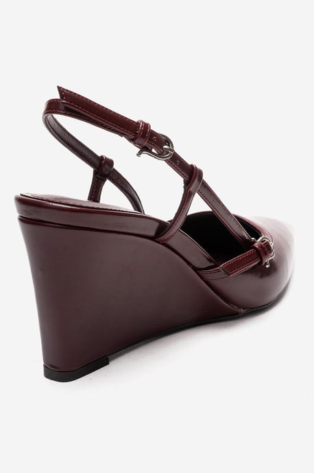 Celia Spitzer Zehenbereich Keilabsatz Pumps (Damen) - Image 5