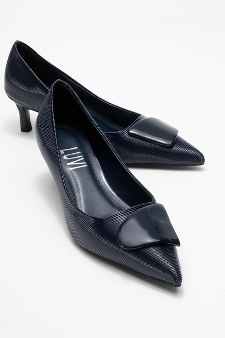 Briana Schnalle Spitzer Zehenbereich Pumps (Damen) - Image 2