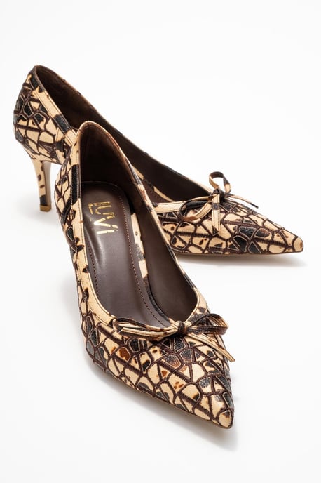 Camden Schleife Spitzer Zehenbereich Pumps - Image 2