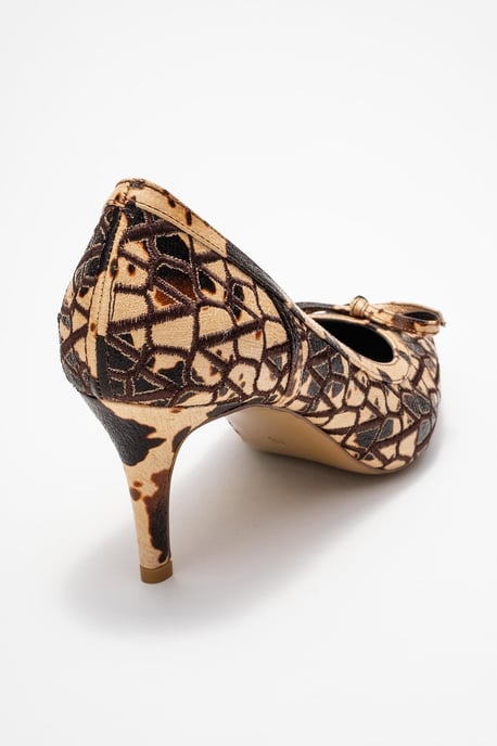 Camden Schleife Spitzer Zehenbereich Pumps - Image 5