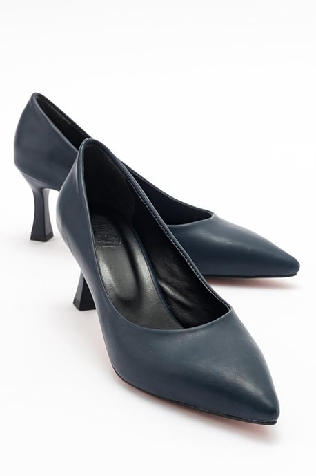 Pedra Pumps mit spitzer Zehenpartie (Damen) - Image 1