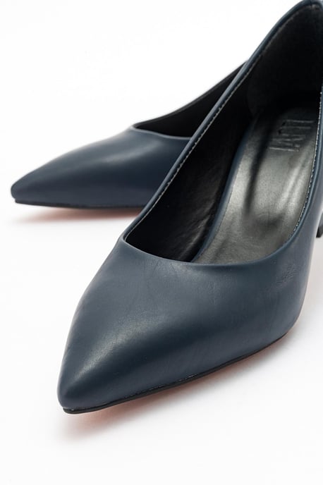 Pedra Pumps mit spitzer Zehenpartie (Damen) - Image 5