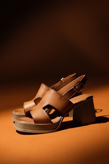 Zennia Leder Plateau Sandale (Women) - Image 3