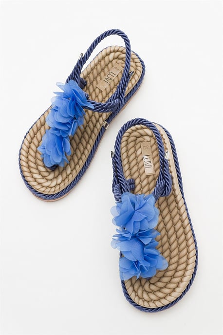 SANTRA Schnürer Thong Sandalen (Women) - Image 3