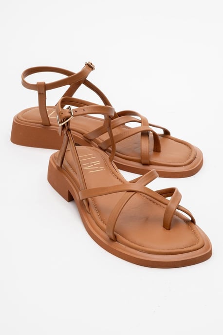 Antas Mit Riemchen Leder Flach Sandalen (Women) - Image 1