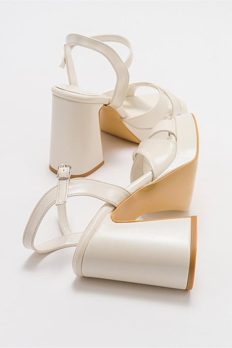 Yvonne Plateau-Sandalen - Image 5