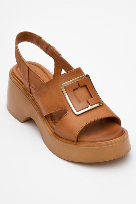 Lucia Leder Schnalle Plateau Sandale - Image 3