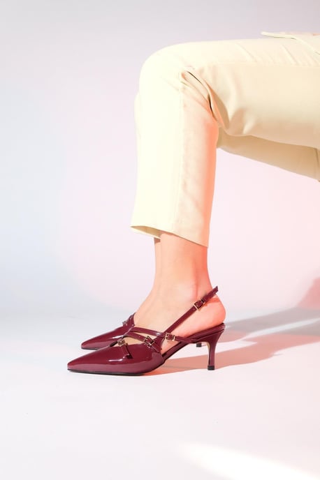 Magra Spitzer Zehenbereich Slingback Stiletto - Image 3