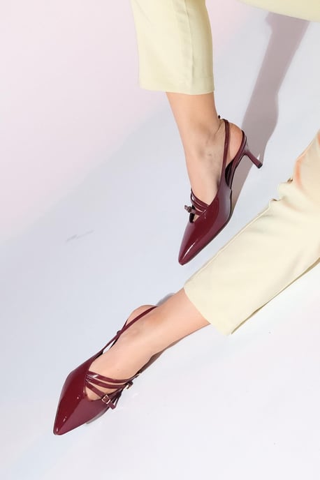 Magra Spitzer Zehenbereich Slingback Stiletto - Image 5