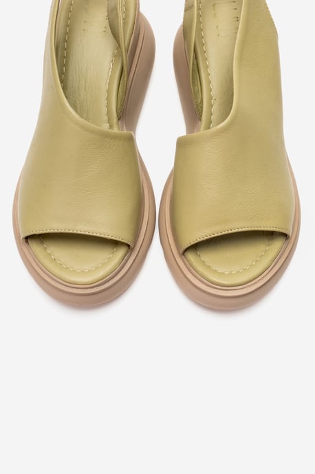 Agusto Leder-Plateau-Sandale (Damen) - Image 3