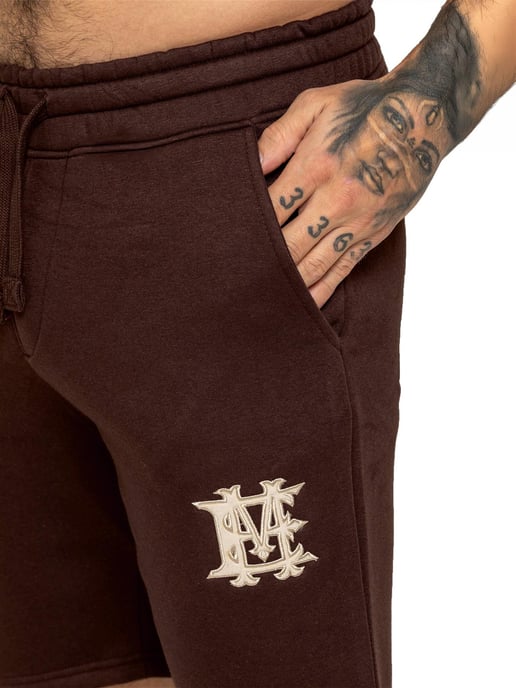 Enzo Milano | Herren Applikation Emblem T-Shirt und Shorts Set - Image 6