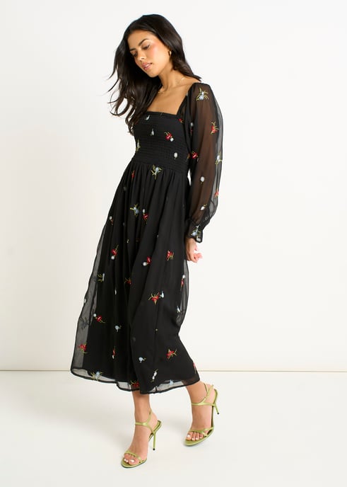 Schwarzes geblümtes Chiffonkleid mit Stickerei - Image 3