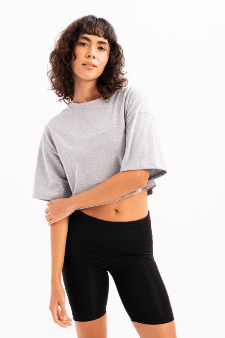Justever Crop-Top aus 100% Baumwolle mit Rundhalsausschnitt, Modell Maia - Grau - Image 2