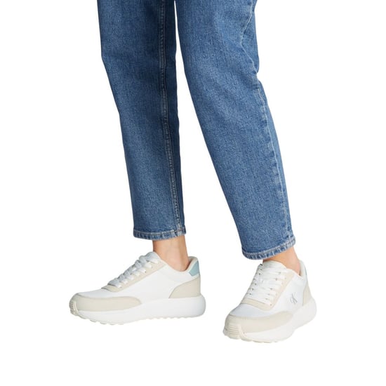 Calvin Klein Jeans Beigefarbene Leder-Sport Sneakers - Image 2