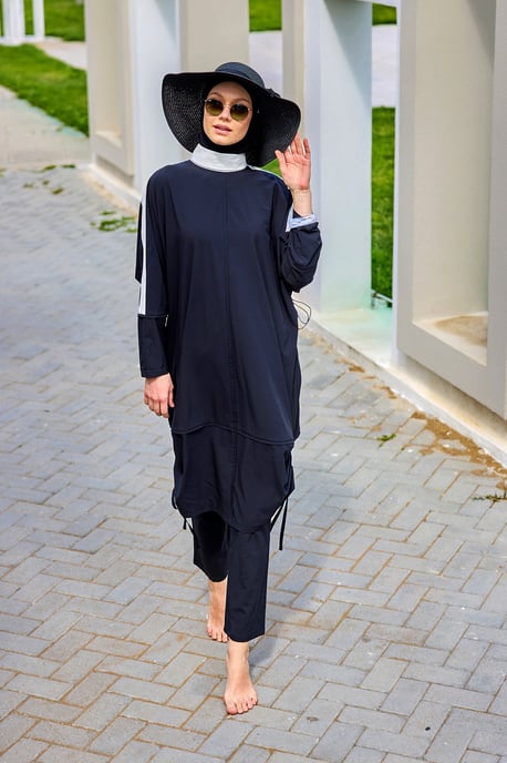 Schwarzes Burkini-Set mit vollständiger Abdeckung und bescheidener Badebekleidung - Image 4