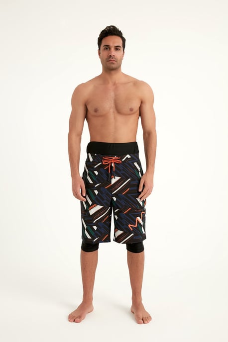 Marina Black Modest Herren-Badeshorts - Image 3